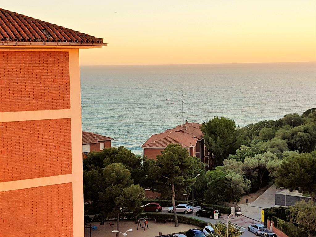 Helena Seaview & Beach-Apartment Montgat Exterior foto