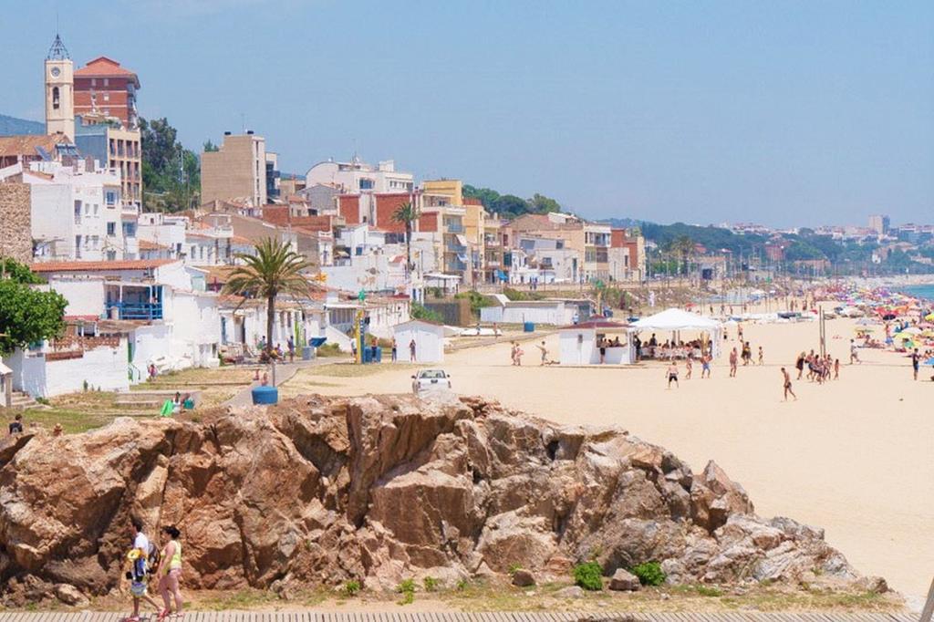 Helena Seaview & Beach-Apartment Montgat Exterior foto