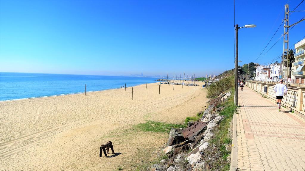 Helena Seaview & Beach-Apartment Montgat Exterior foto